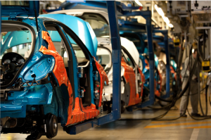 Read more about the article A relação entre a indústria plástica e o setor automotivo